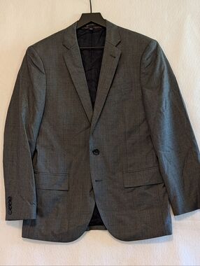 J.Crew Ludlow 38S 100% Italian Wool Sport Coat Blazer Gray Button Occasion Guest